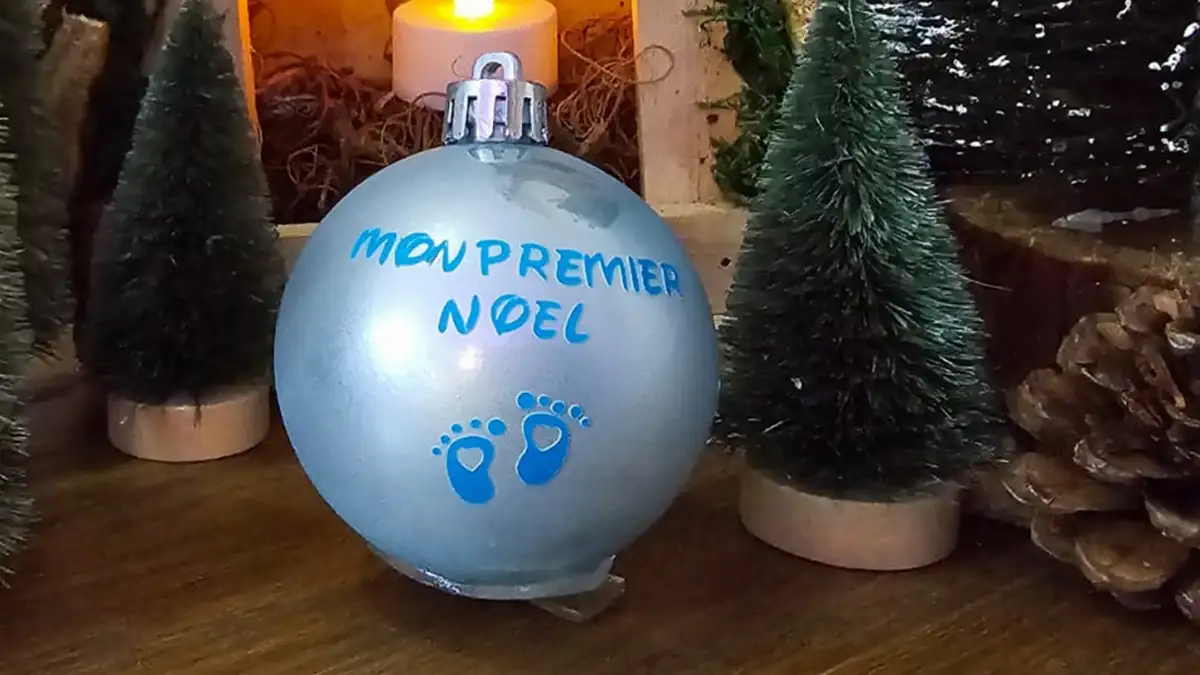 Boule bleu 1er Noël